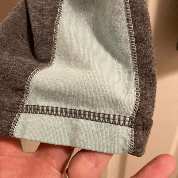 Danskin Capri Leggings (size M) - Picture 3 of 9